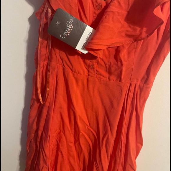 Dress - Picture 2 of 3